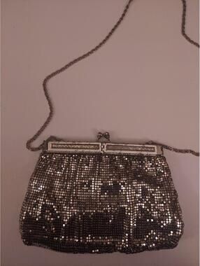 Whiting and Davis International Silver Tone Metal Mesh Purse 8" X 6"